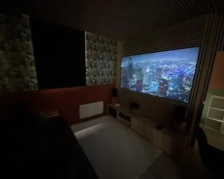 Sejour Chateau Moderne Avec Cinema Verberie
